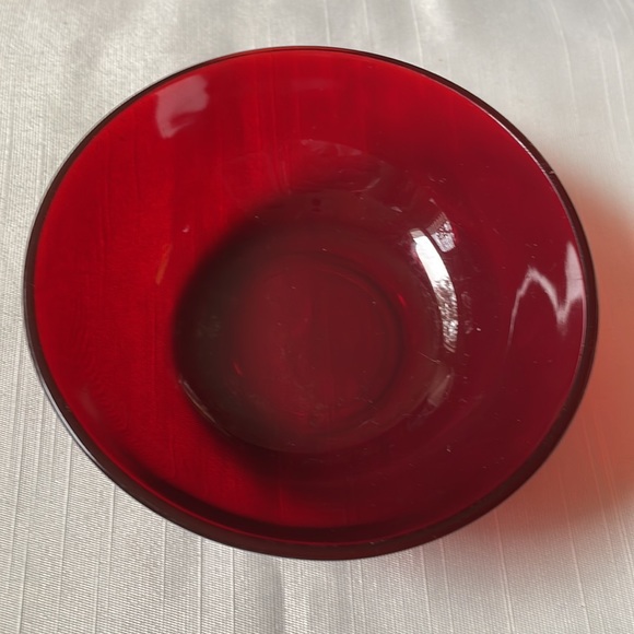 Vintage cranberry red glass 4.5” berry pudding bowl - Picture 2 of 5